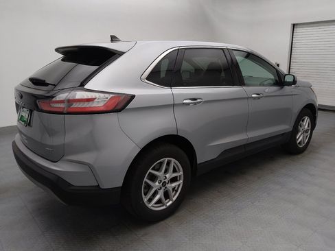 Used 2024 Ford Edge SEL image 10