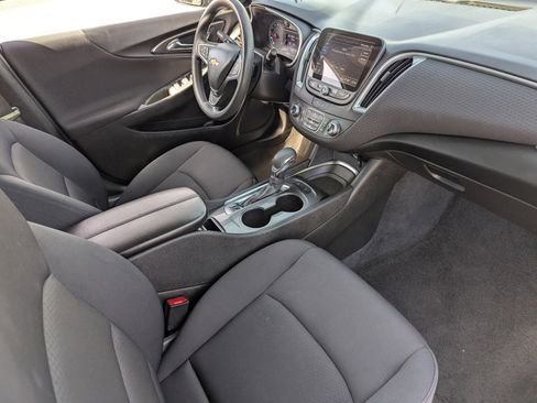 Certified 2024 Chevrolet Malibu LT image 12