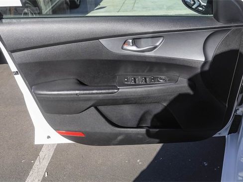 Used 2021 Kia Forte LXS image 20