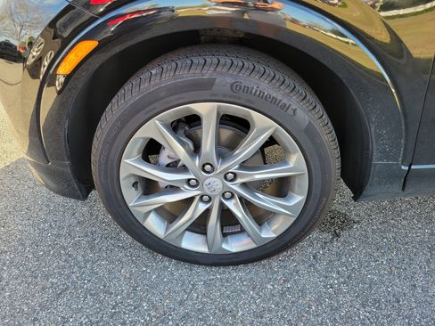 Used 2025 Buick Encore GX Avenir w/ Avenir Technology Package image 31