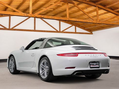 Used 2015 Porsche 911 Targa 4 AWD/4WD image 3
