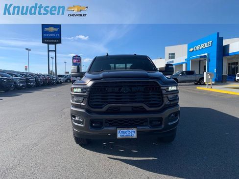 Used 2025 RAM 2500 Big Horn image 2