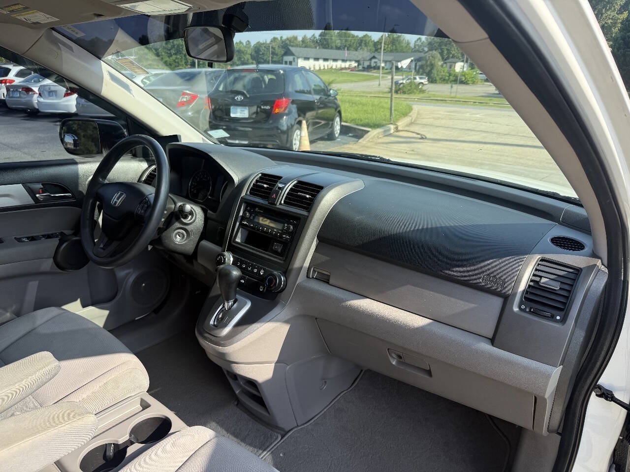 Used 2011 Honda CR-V LX image 14