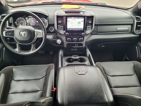 Used 2024 RAM 1500 Laramie image 9