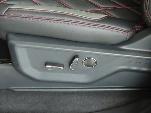 New 2026 Ford F150 Lariat w/ Equipment Group 502A High image 25