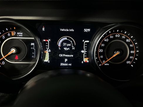 Certified 2023 Jeep Gladiator Willys image 14