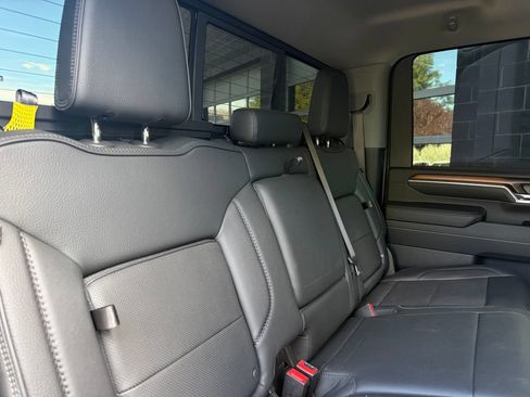 Used 2025 GMC Sierra 3500 Denali w/ Denali Reserve Package AWD/4WD image 45