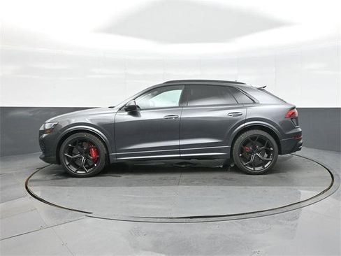 New 2026 Audi RS Q8 performance image 4