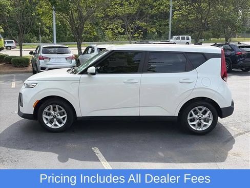 Used 2022 Kia Soul LX w/ Technology Package FWD image 4