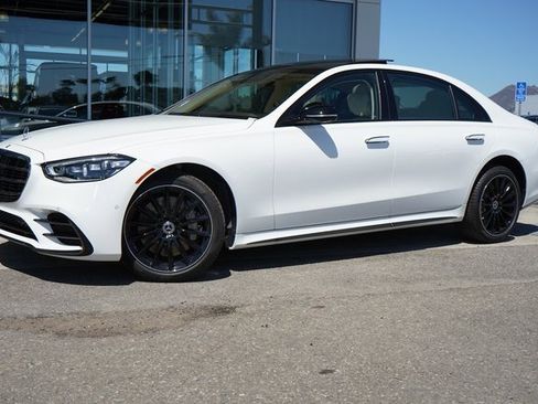 New 2025 Mercedes-Benz S 580 4MATIC Sedan image 4