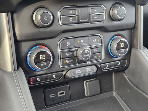 Used 2024 Chevrolet Tahoe LT image 39