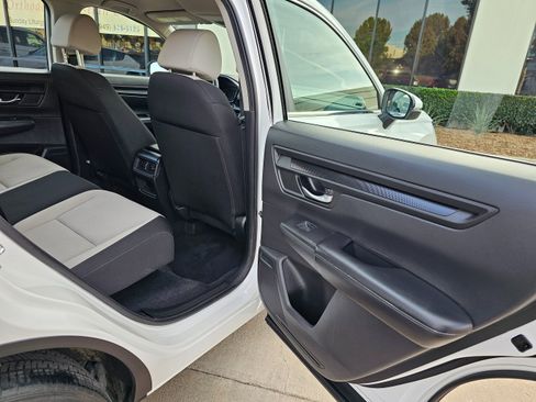 Used 2023 Honda CR-V LX image 19