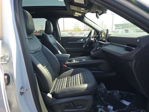 New 2026 Ford Explorer ST-Line w/ ST-Line Street Pack image 19