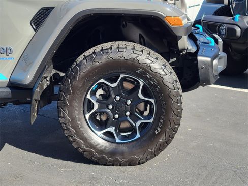 Used 2023 Jeep Wrangler Unlimited Rubicon 4xe w/ Steel Bumper Group image 31