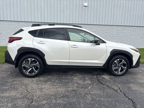 Used 2024 Subaru Crosstrek 2.0i Premium AWD/4WD image 17