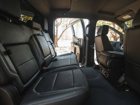 Used 2021 GMC Sierra 1500 SLT image 23