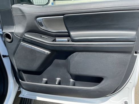 Used 2025 Ford Expedition Platinum AWD/4WD image 47