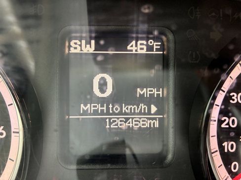 Used 2018 RAM 1500 Express w/ Express Value Package AWD/4WD image 9