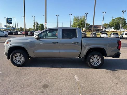 Used 2024 Chevrolet Colorado W/T RWD image 7