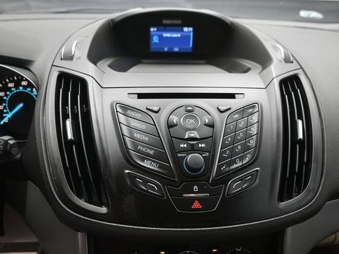 Used 2015 Ford Escape SE FWD image 9