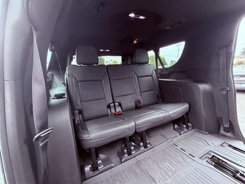 Used 2021 GMC Yukon XL Denali w/ Denali Premium Package AWD/4WD image 34