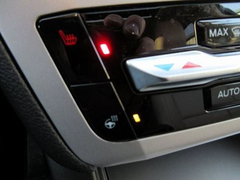 Used 2023 Ford Explorer XLT w/ Equipment Group 202A image 20