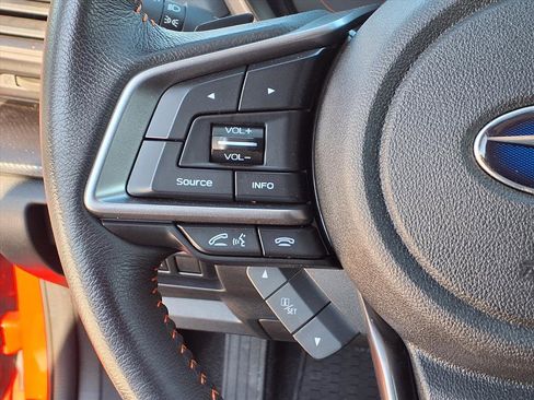 Used 2021 Subaru Crosstrek 2.0i Premium w/ Moonroof Package image 19