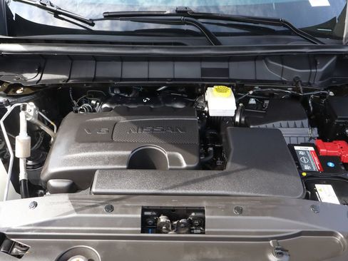 Used 2024 Nissan Pathfinder SL w/ SL Premium Package FWD image 13