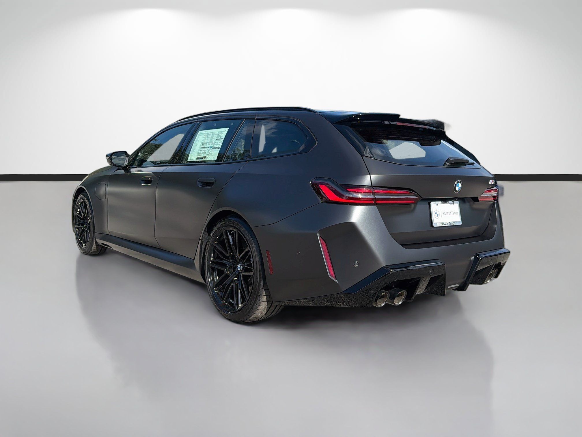 New 2027 BMW M5 Touring AWD/4WD image 5