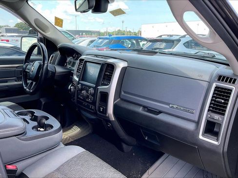 Used 2019 RAM 1500 Big Horn AWD/4WD image 6