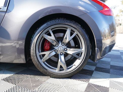 Used 2010 Nissan 370Z Touring w/ Sport Pkg image 72
