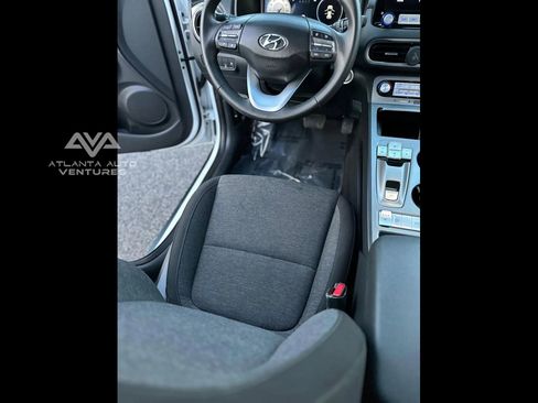 Used 2023 Hyundai Kona SEL image 27