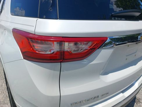 Used 2018 Chevrolet Traverse High Country AWD/4WD image 37