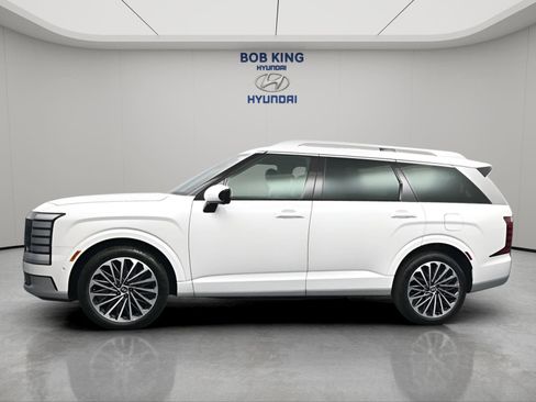 New 2026 Hyundai Palisade Calligraphy FWD image 3
