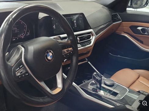 Used 2019 BMW 330i Sedan w/ Convenience Package RWD image 4