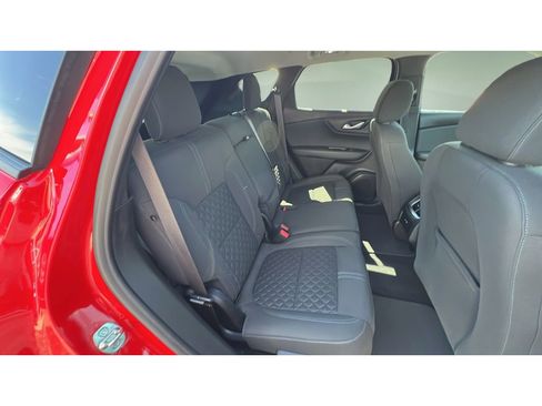 Certified 2019 Chevrolet Blazer LT image 31