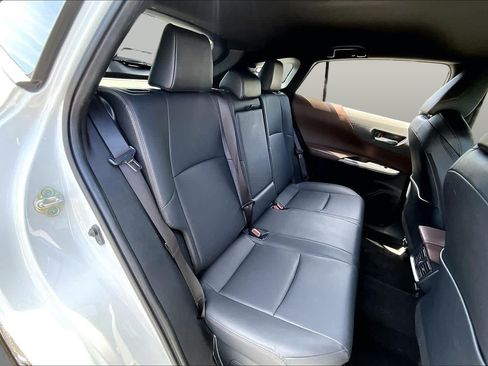 Used 2023 Toyota Venza XLE AWD/4WD image 20