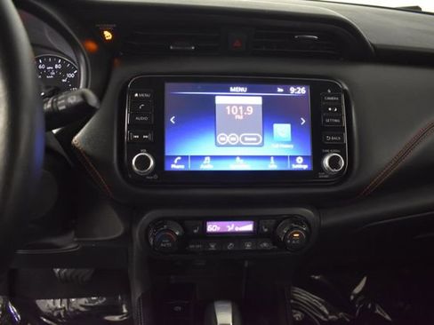 Used 2021 Nissan Kicks SR w/ SR Premium Package FWD image 19