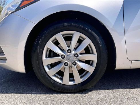 Used 2014 Kia Forte LX w/ Popular Package image 9