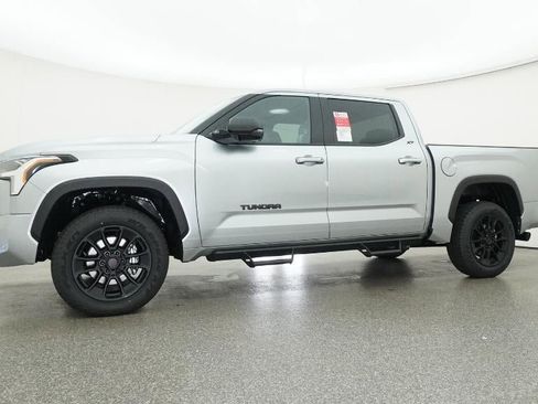 New 2026 Toyota Tundra SR5 AWD/4WD image 18