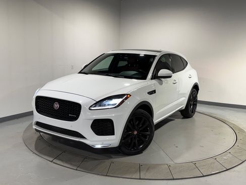 Used 2019 Jaguar E-PACE R-Dynamic SE image 3
