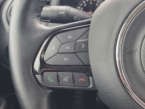 Used 2017 Jeep Renegade Altitude image 26