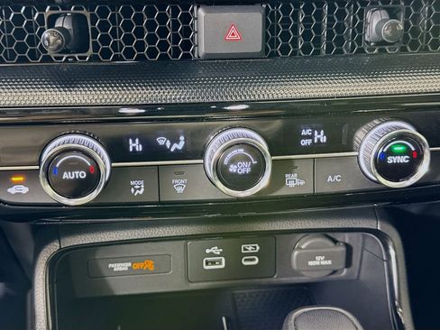 Used 2024 Honda CR-V EX-L image 17