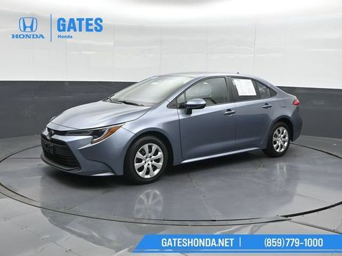 Used 2024 Toyota Corolla LE FWD image 6