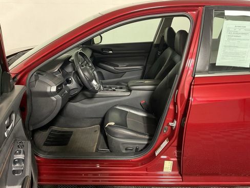 Used 2019 Nissan Altima 2.5 SR w/ SR Premium Package AWD/4WD image 22