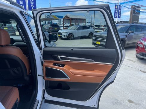 Used 2025 Kia Telluride SX Prestige X-Line AWD/4WD image 15