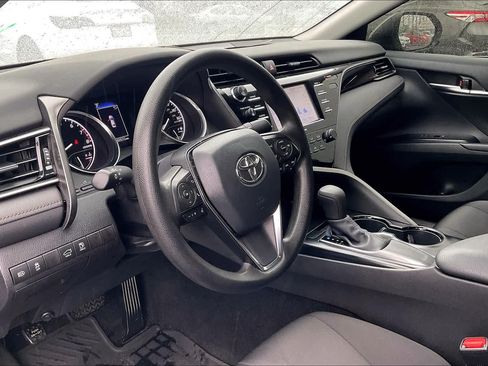 Used 2020 Toyota Camry LE FWD image 15