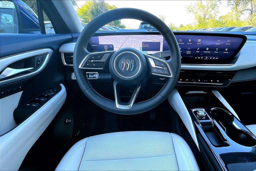 Used 2024 Buick Envision Avenir AWD/4WD image 7