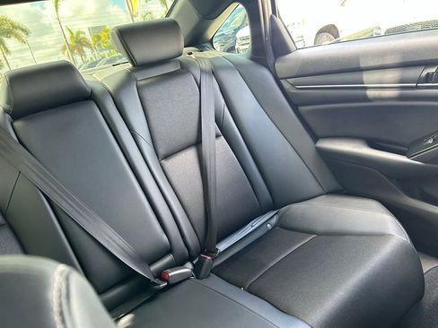 Used 2022 Honda Accord Sport image 14