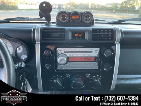 Used 2007 Toyota FJ Cruiser 4WD image 30